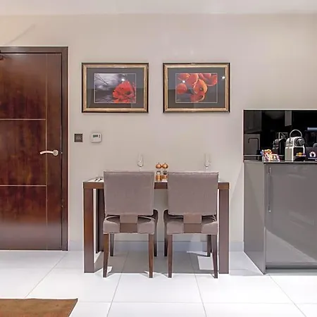 Mansio The Headrow Apartment *