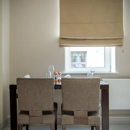 Mansio The Headrow Leeds (West Yorkshire)