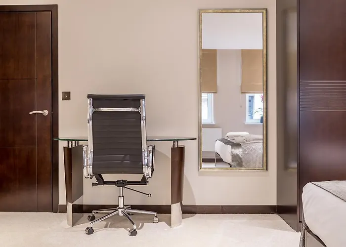 Mansio The Headrow * Leeds (West Yorkshire)