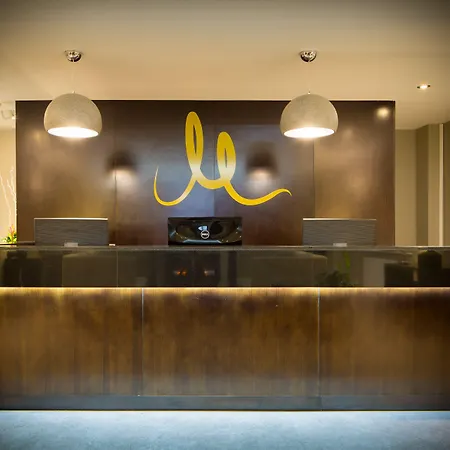 蔓西欧套房公寓式酒店 *