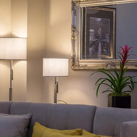 蔓西欧套房公寓式酒店 *